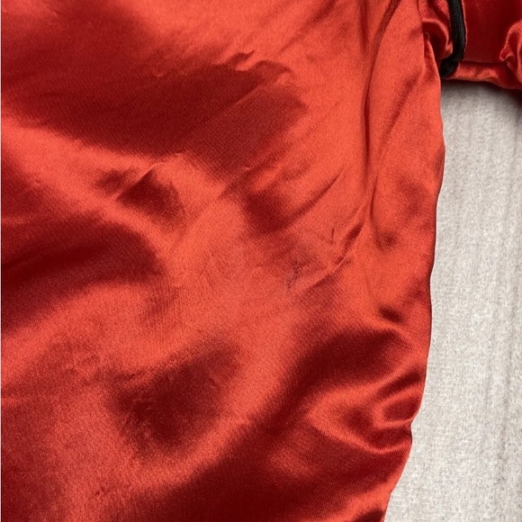 California Size Medium Satin Bomber Style Jacket Red With Ferrari Logo - Picture 11 of 11